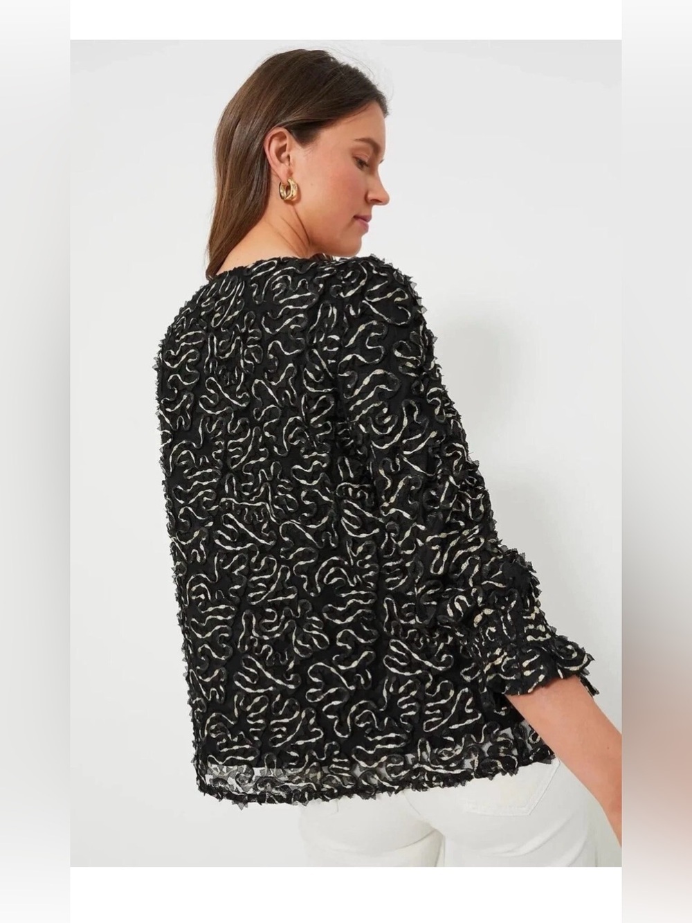 Tuckernuck Black Gold Textured Peplum Blouse Puff Sleeve Top NWT Large - Picture 8 of 10